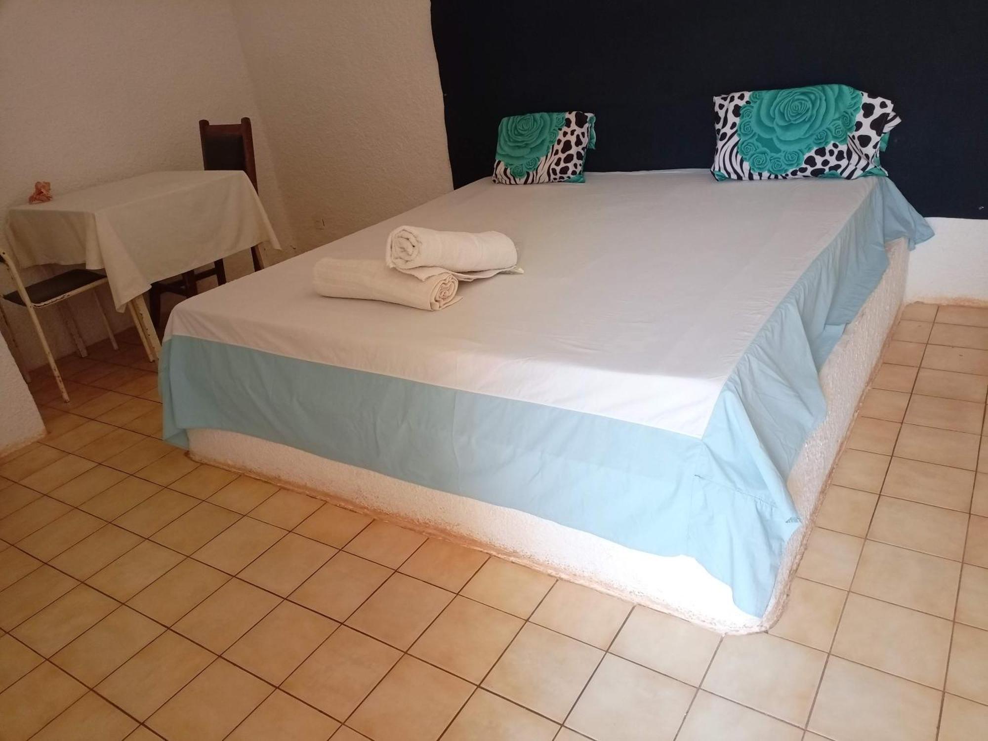 Hotel Chez Paolo Toubab Dialaw Zewnętrze zdjęcie