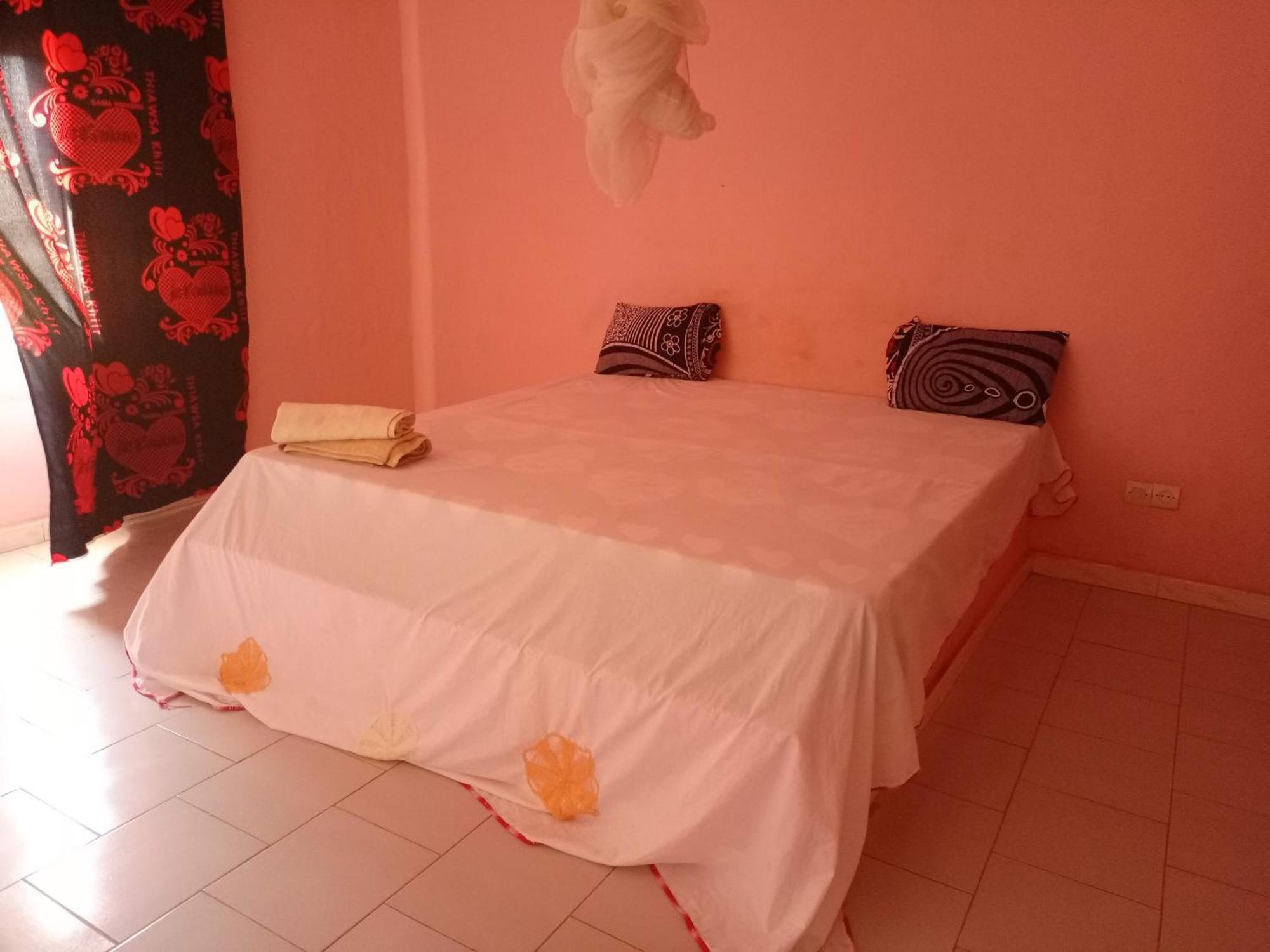 Hotel Chez Paolo Toubab Dialaw Zewnętrze zdjęcie